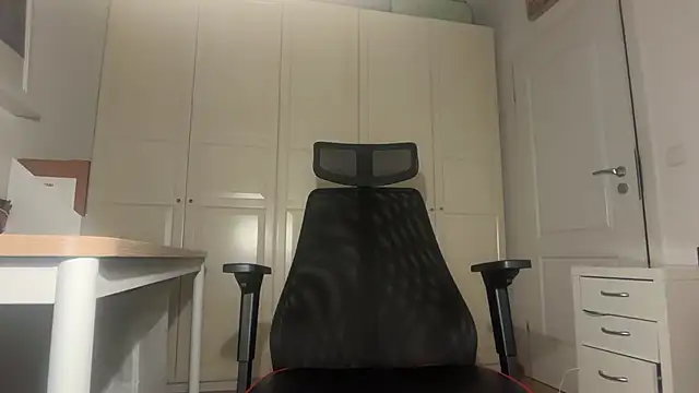 jungcock3210 online show from 02-07-26, 04:37