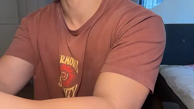 jungcock3210 online show from 12-03-25, 11:53