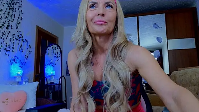 amelia blondy online show from 05-30-26, 06:42