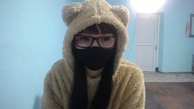 elllaaxx online show from 12-14-25, 05:02