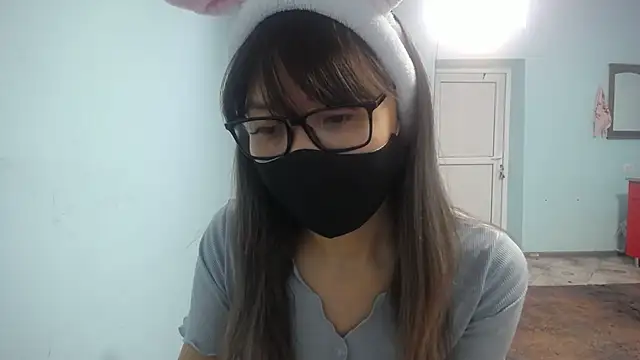 elllaaxx online show from 10-22-25, 04:12