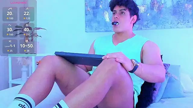 arminjones1 online show from 10-09-25, 03:40