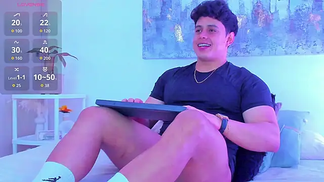 arminjones1 online show from 11-19-25, 03:06