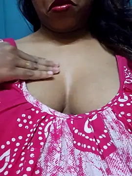 Snapshot of sexyindi_couple chatting on 09-24-25, 05:58 sexyindi couple online show from 09-24-25, 05:58