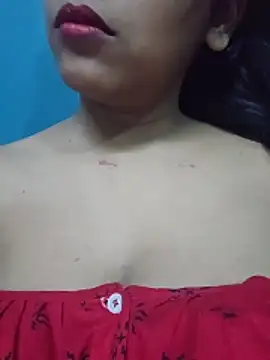 Snapshot of sexyindi_couple chatting on 05-12-26, 02:56 sexyindi couple online show from 05-12-26, 02:56