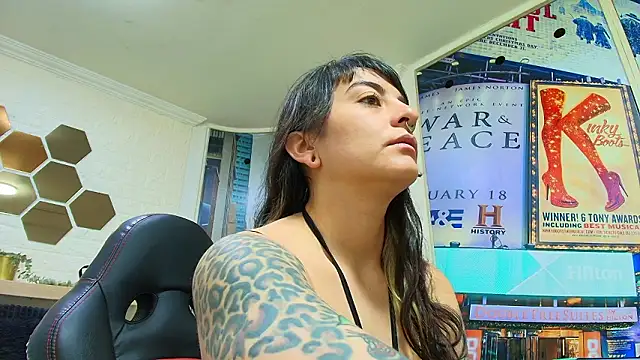 Naughty Kittenm online show from 03-21-26, 11:03