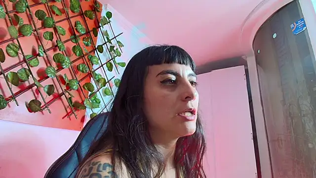 Naughty Kittenm online show from 04-09-26, 05:30