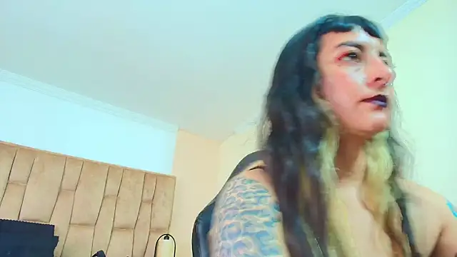 Naughty Kittenm online show from 12-04-25, 05:34