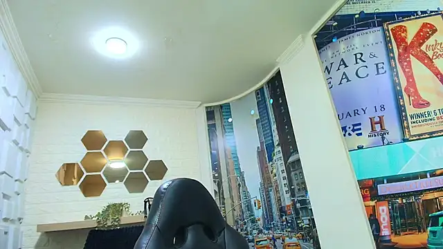 Naughty Kittenm online show from 04-01-26, 11:33