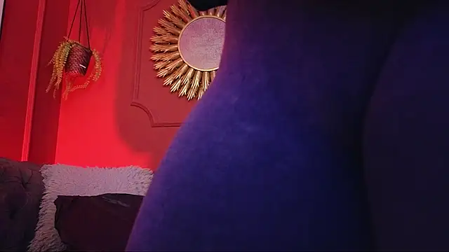 Julieta Russell online show from 11-07-25, 12:21