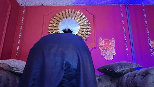 Julieta Russell online show from 03-10-26, 12:09