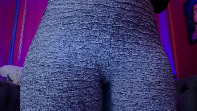 Julieta Russell online show from 03-28-26, 12:17