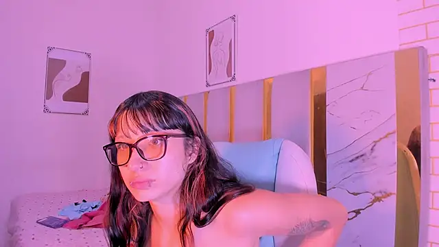 laurem-paulette online show from 11-01-25, 01:16