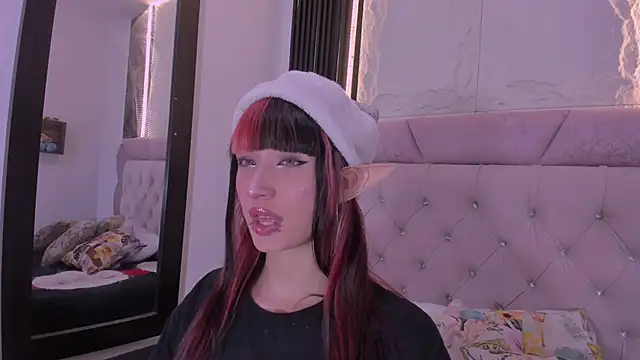 laurem-paulette online show from 12-22-25, 07:47