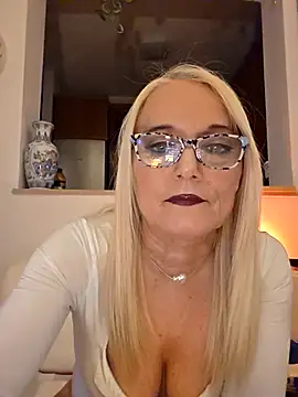 kikkastar online show from 12-04-25, 08:52