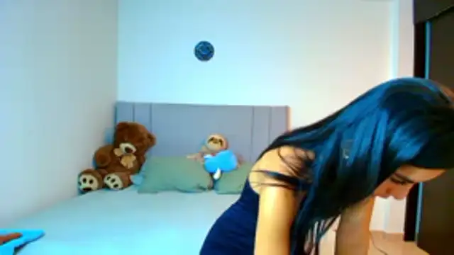parischarlotte online show from 05-04-26, 01:09