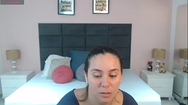 MadisonJenner online show from 11-20-25, 03:56