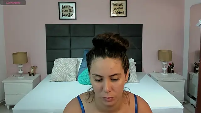 MadisonJenner online show from 10-10-25, 10:49