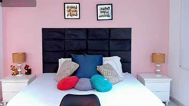 MadisonJenner online show from 12-01-25, 10:27