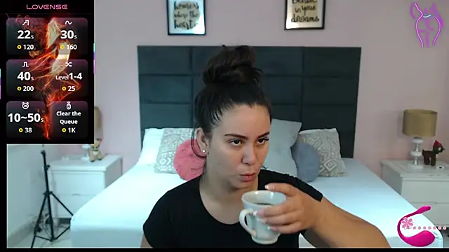 MadisonJenner online show from 09-11-25, 09:42