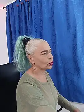 freyadevil333 online show from 05-30-26, 03:46