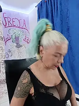 freyadevil333 online show from 05-31-26, 05:35