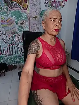 Snapshot of freyadevil333 chatting on 02-19-26, 06:43 freyadevil333 online show from 02-19-26, 06:43