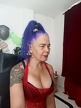 freyadevil333 online show from 10-19-25, 01:03