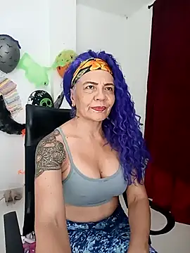 freyadevil333 online show from 10-19-25, 12:57