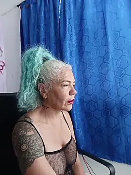 freyadevil333 online show from 05-08-26, 11:58