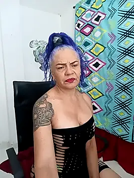 freyadevil333 online show from 10-25-25, 01:12