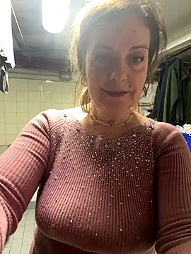 Sunbelxx online show from 12-17-25, 08:52