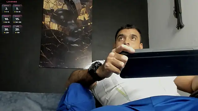 Big furry bear13 online show from 07-16-26, 07:33