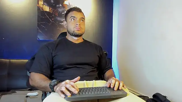 Big furry bear13 online show from 07-29-26, 05:50