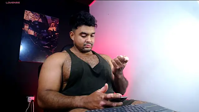 Big furry bear13 online show from 01-16-26, 09:35