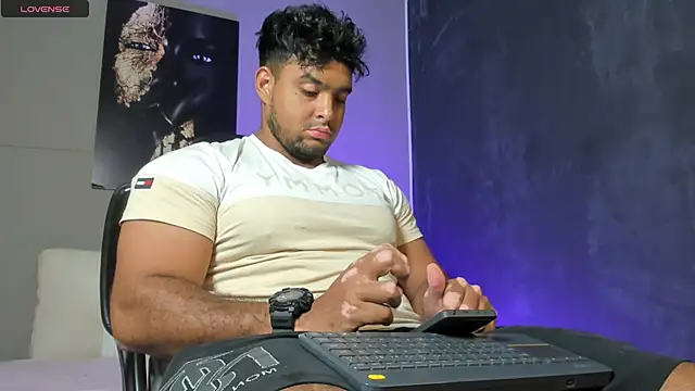 Big furry bear13 online show from 03-06-26, 05:02