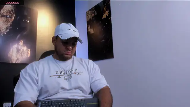 Big furry bear13 online show from 11-10-25, 03:28