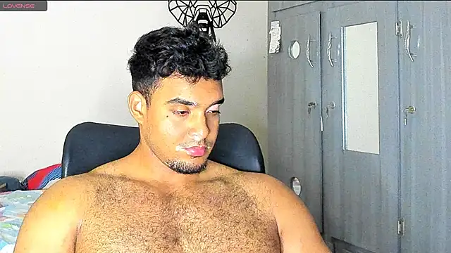 Snapshot of Big_furry_bear13 chatting on 01-11-25, 04:59 Big furry bear13 online show from 01-11-25, 04:59
