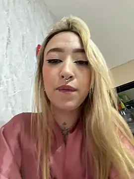 MollyCruz online show from 06-19-26, 02:17