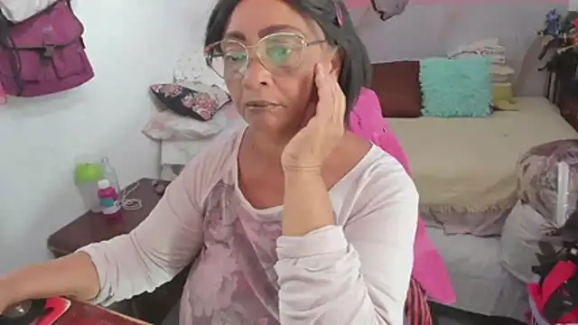 Mrs mommy  online show from 04-04-26, 06:47