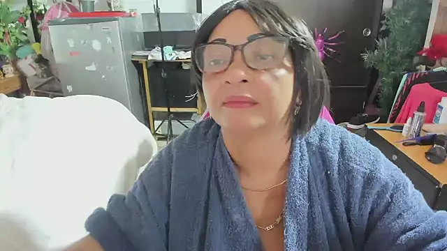 Mrs mommy  online show from 11-29-25, 07:25