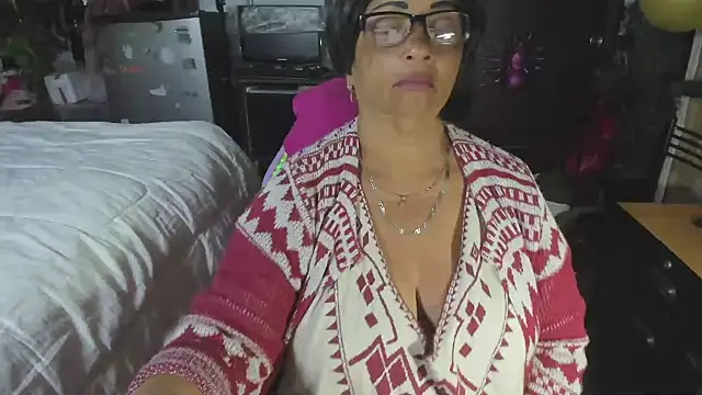 Mrs mommy  online show from 11-13-25, 09:19