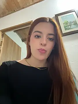 Bellacrox online show from 11-19-25, 02:44