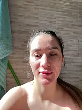 HotXMom online show from 05-04-26, 06:49