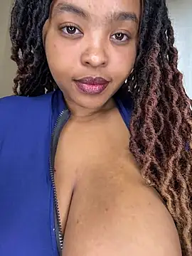 Linahlove online show from 07-25-26, 12:33