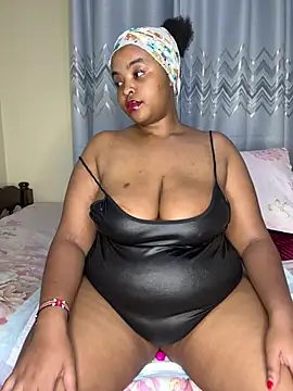 Linahlove online show from 02-22-26, 08:43