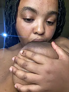 Linahlove online show from 03-06-25, 07:43