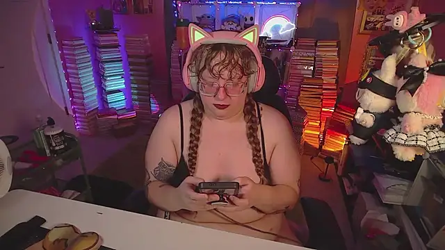 FatVeronica online show from 08-06-26, 06:36