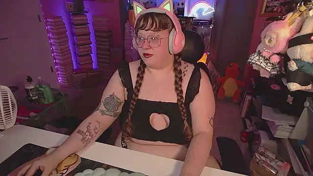 FatVeronica online show from 06-24-26, 02:43
