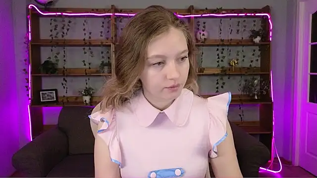 Ksuhesa online show from 12-21-25, 01:19